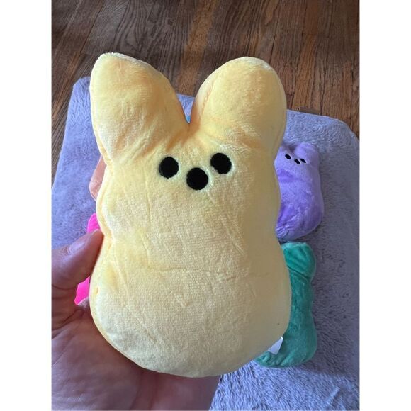 Plush Bunnies Bundle (6) - Picture 7 of 8